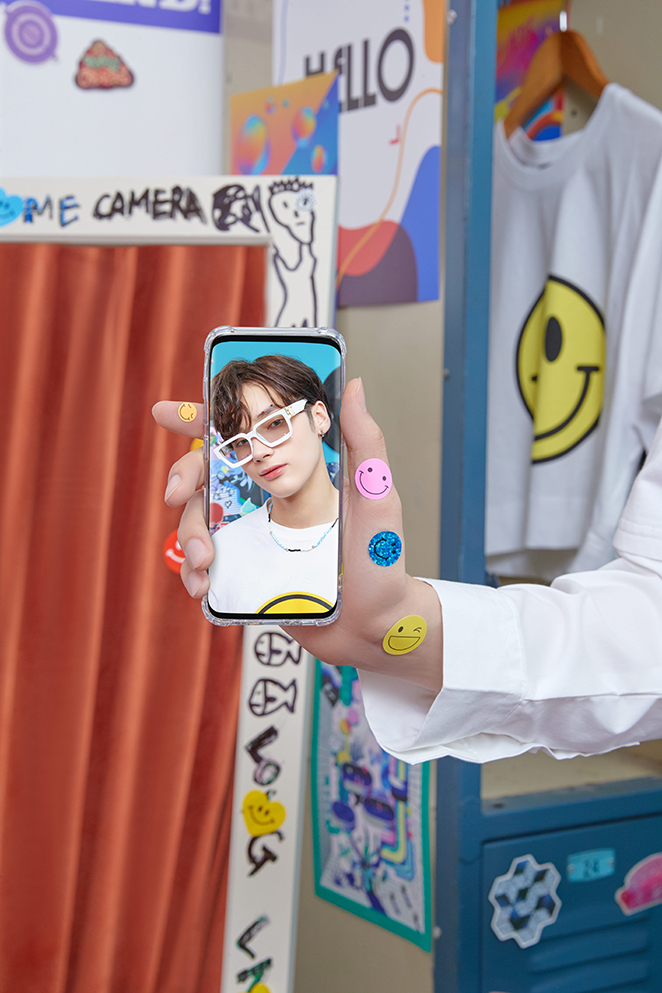 R-Hueningkai; Photo of TOMORROW X TOGETHER member HUENINGKAI.