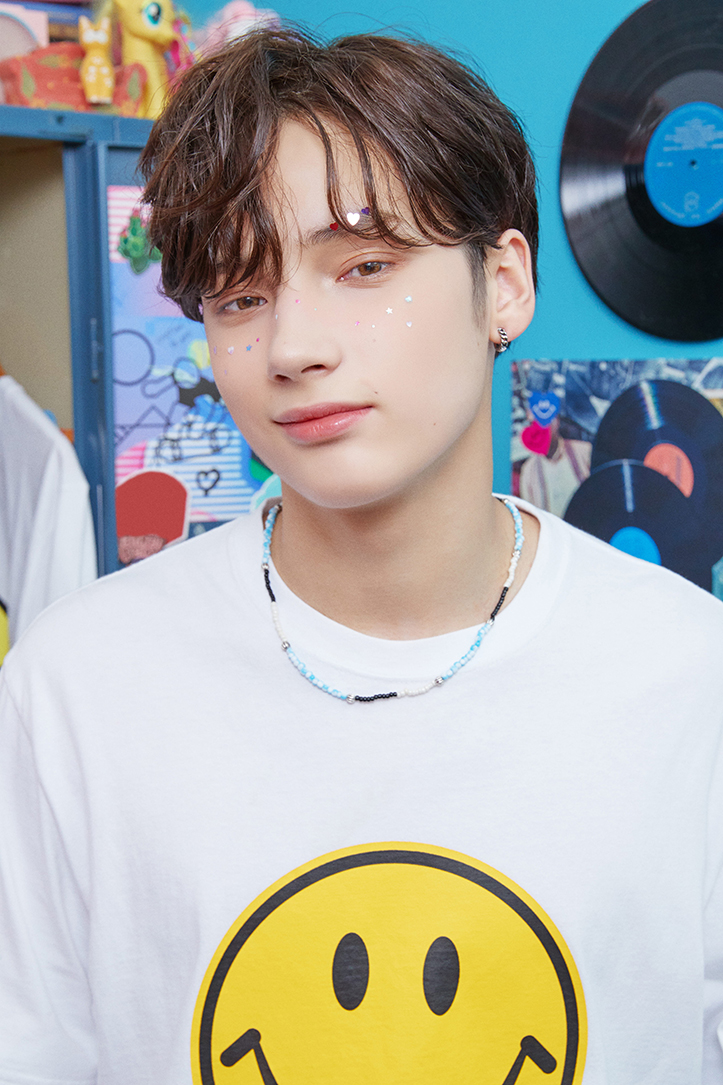 R-Hueningkai; Photo of TOMORROW X TOGETHER member HUENINGKAI.