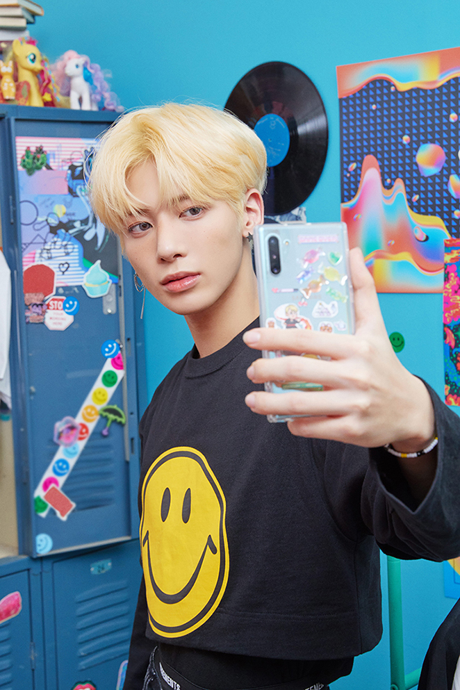 R-Taehyun; Photo of TOMORROW X TOGETHER member TAEHYUN.