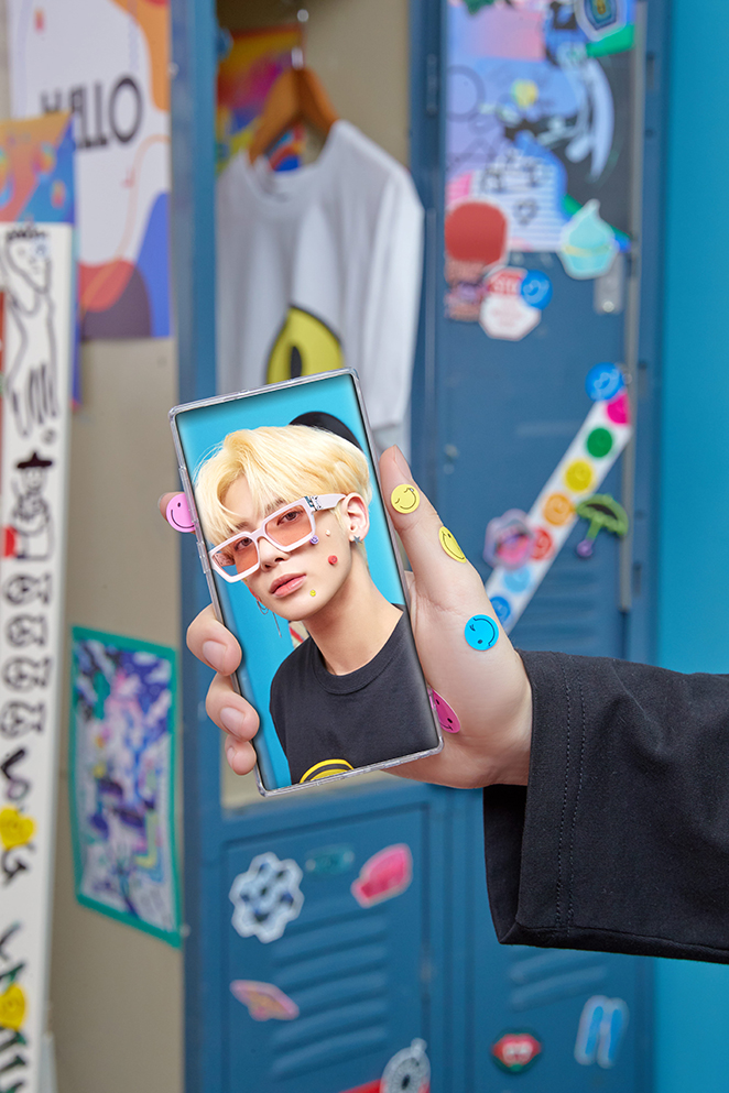 R-Taehyun; Photo of TOMORROW X TOGETHER member TAEHYUN.