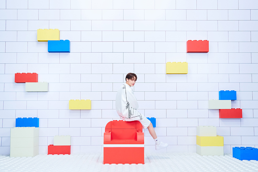 VR-Hueningkai; Photo of TOMORROW X TOGETHER member HUENINGKAI.