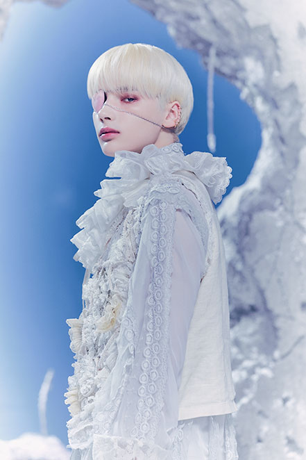 Photo of TOMORROW X TOGETHER member HUENINGKAI