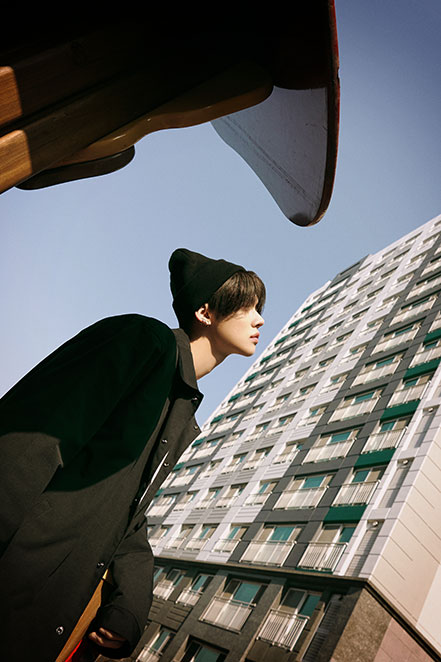Photo of TOMORROW X TOGETHER member YEONJUN