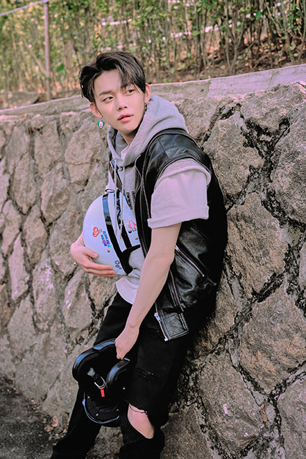 Photo of TOMORROW X TOGETHER member YEONJUN