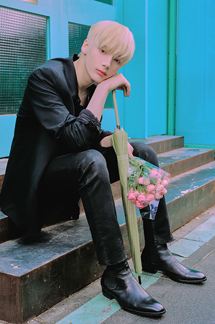 Photo of TOMORROW X TOGETHER member HUENINGKAI